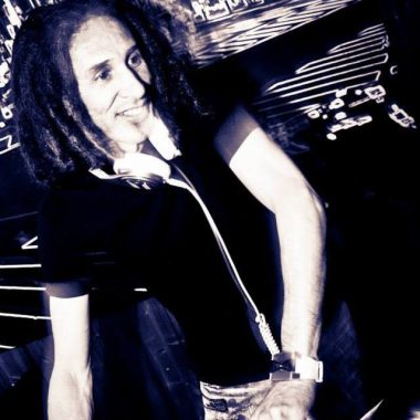 DJ Delfin